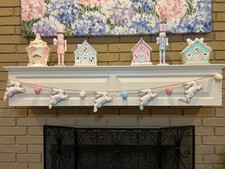 Easter Bunny  Speckled Egg Garland - Farmhouse Spring Banner - Mantel Decor
