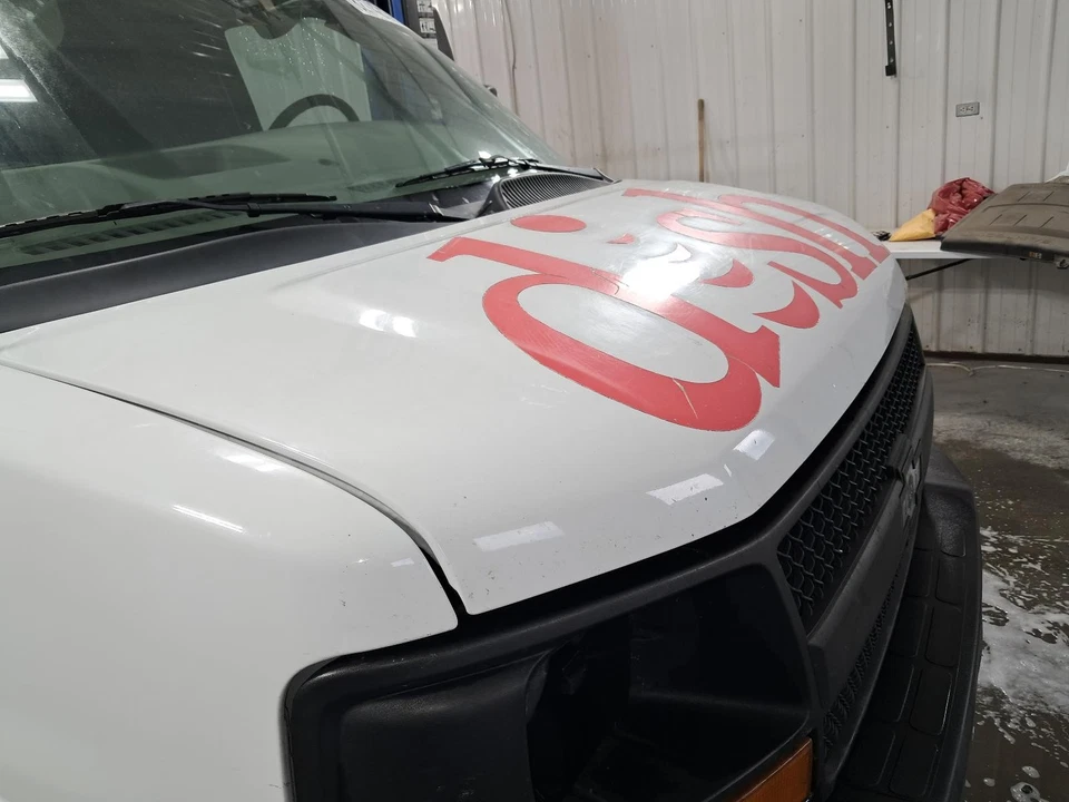 Capô usado serve: 2015 Chevrolet Express 2500 van grau A - Imagem 2 de 4