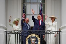 HM King Charles Queen Camilla President Trump Size 5 x 7 Colour Photograph (C8)