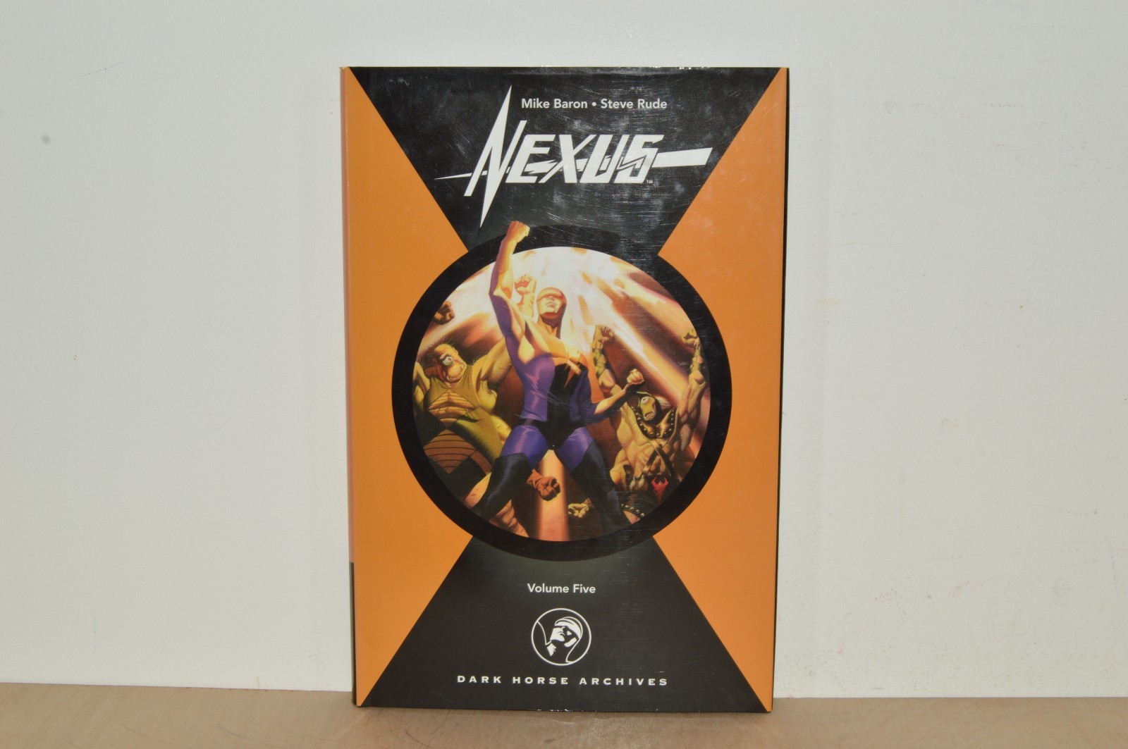 Nexus Archives Volume 5 - Dark Horse Archives - Mike Baron (#V1) 1st Ptg