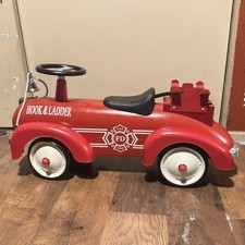 Vintage Hook  Ladder Fire Ladder Truck No.891 Chief Metal Ride On By Schylling