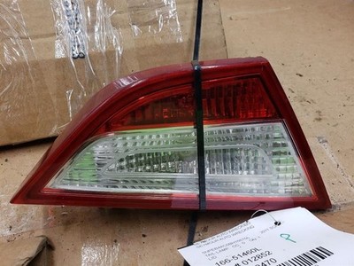 Used Left Tail Light Assembly fits: 2011 Hyundai Sonata VIN C 8th digit lid moun