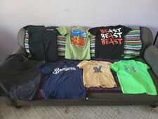 boys youth t shirts most size medium. Is a couple small and large. Look at pic