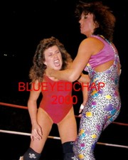 SHERRI MARTEL  VS ROCKIN ROBIN WRESTLER 8 X 10 WRESTLING PHOTO WWF AWA WCW
