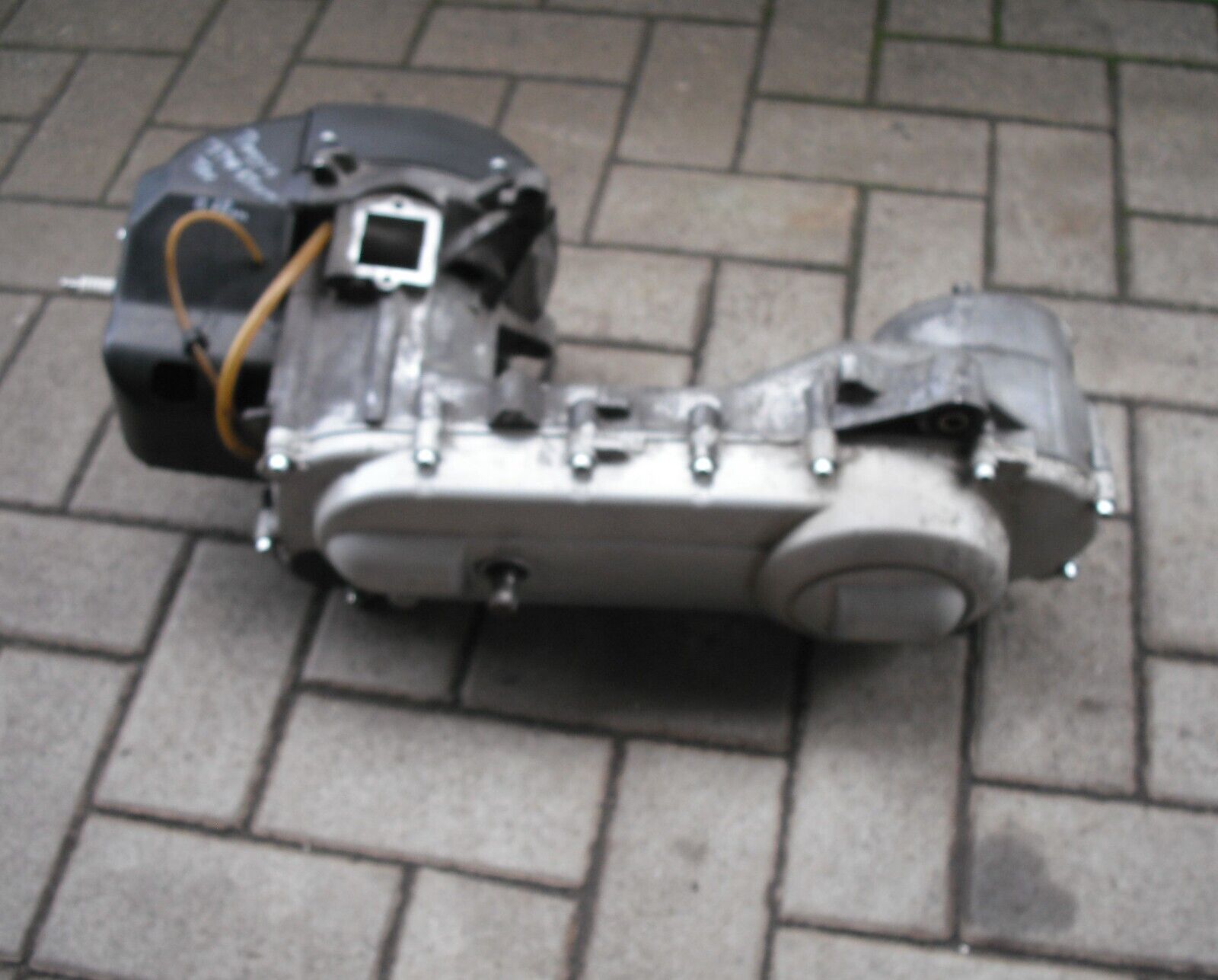 Bild 1 von 3