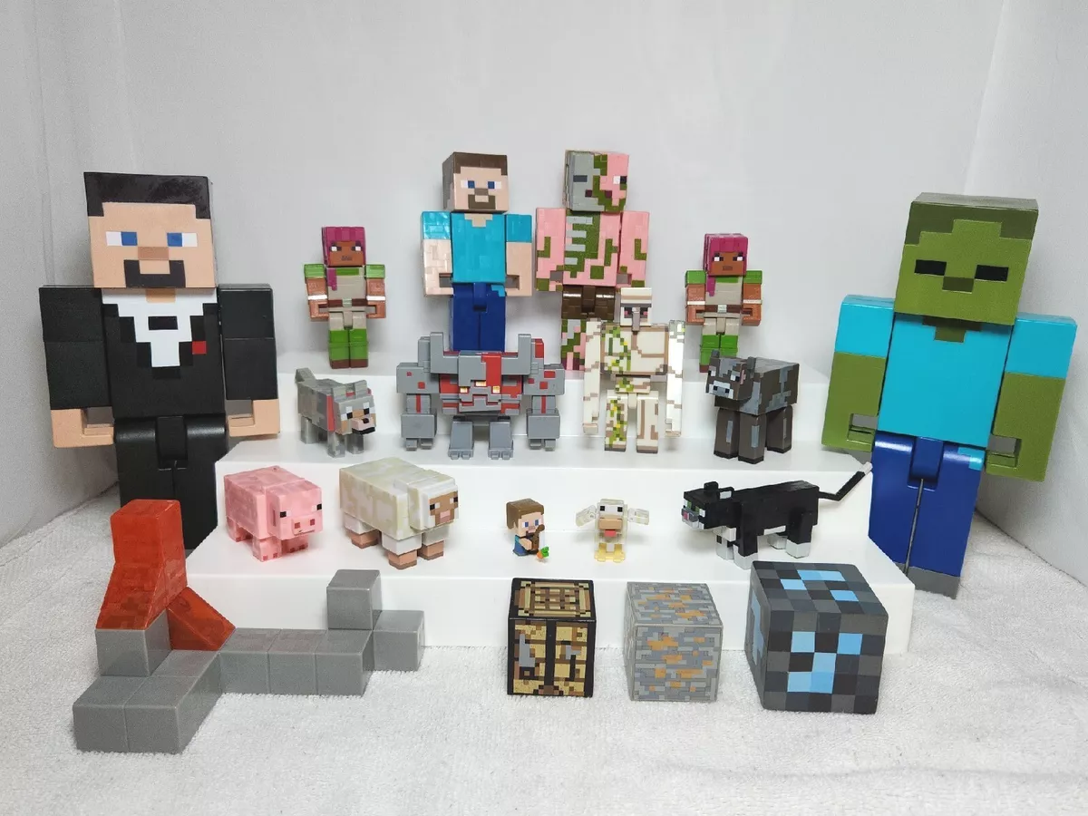 LOT OF MINECRAFT TOYS FIGURES ANIMALS & BLOCKS CHARACTERS MIXED LOT