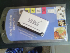 Bytecc U2CR-510 USB2.0 6-slots All-in-1 Palm-sized all in one card reader.