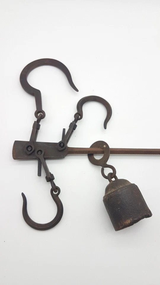 Ancienne balance Romaine XVIIIe? graduée de 1 à 30 kg Avec poids L 47 cm - Photo 2/4