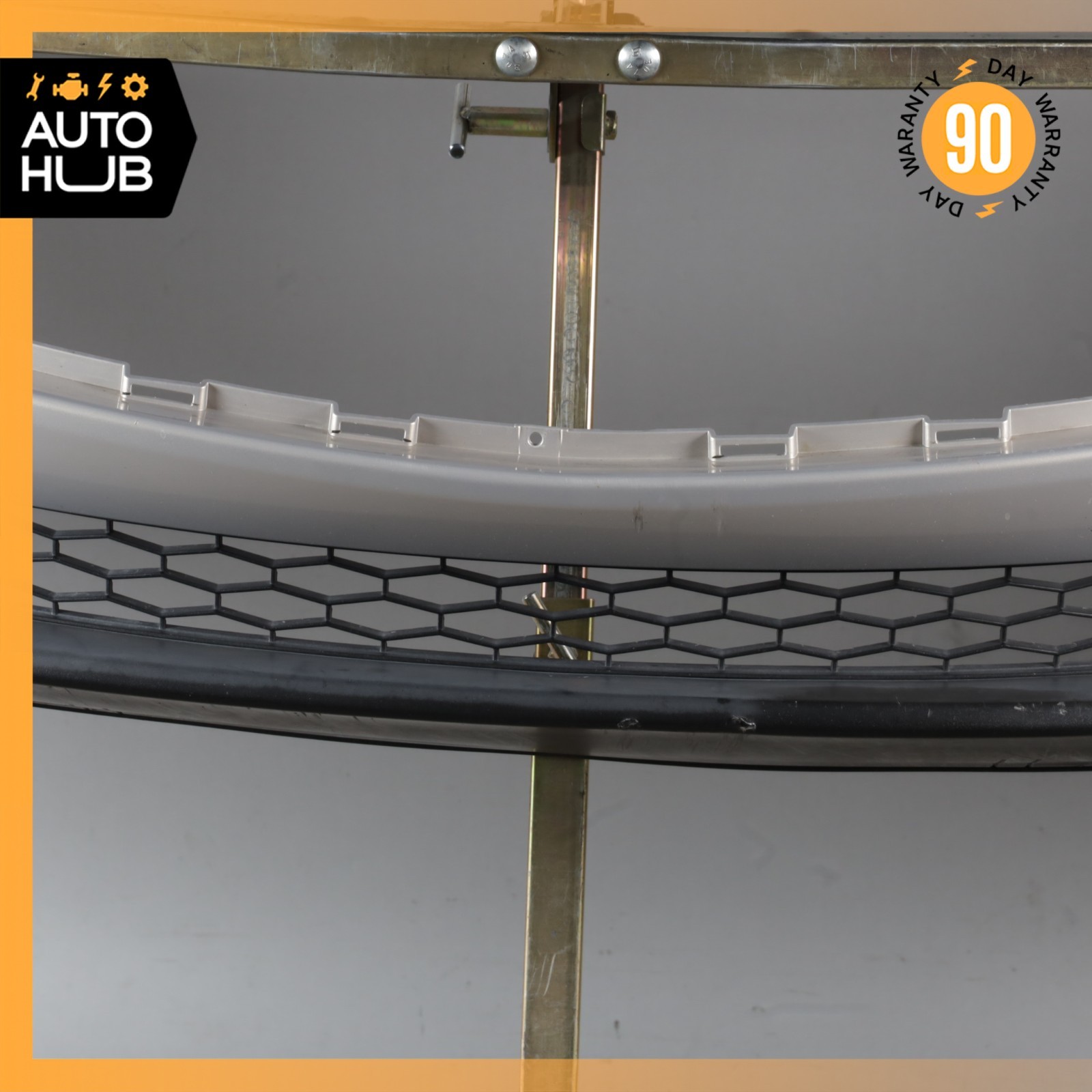 14-16 Maserati Quattroporte M156 GTS Front Bumper Cover Assembly 673000020 OEM