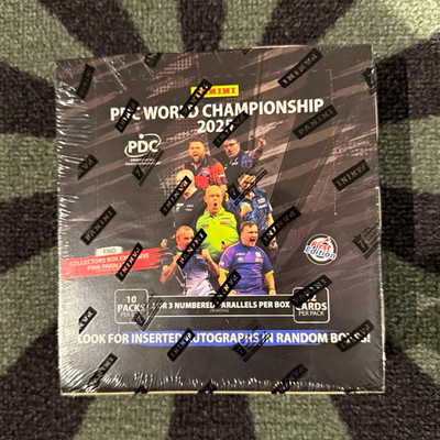 Panini PDC World Championship 2025 Display Box 1. Auflage 10 Packs 24 Karten