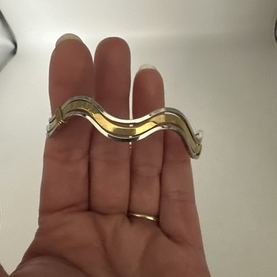 Vintage 1980 Avon Two Tone Silvertone  Goldtone Wavy Bangle BRACLET