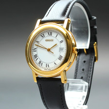 [Near MINT]  Vintage Gucci 7200M 33mm White Roman Dial Date Quartz Men's Watch
