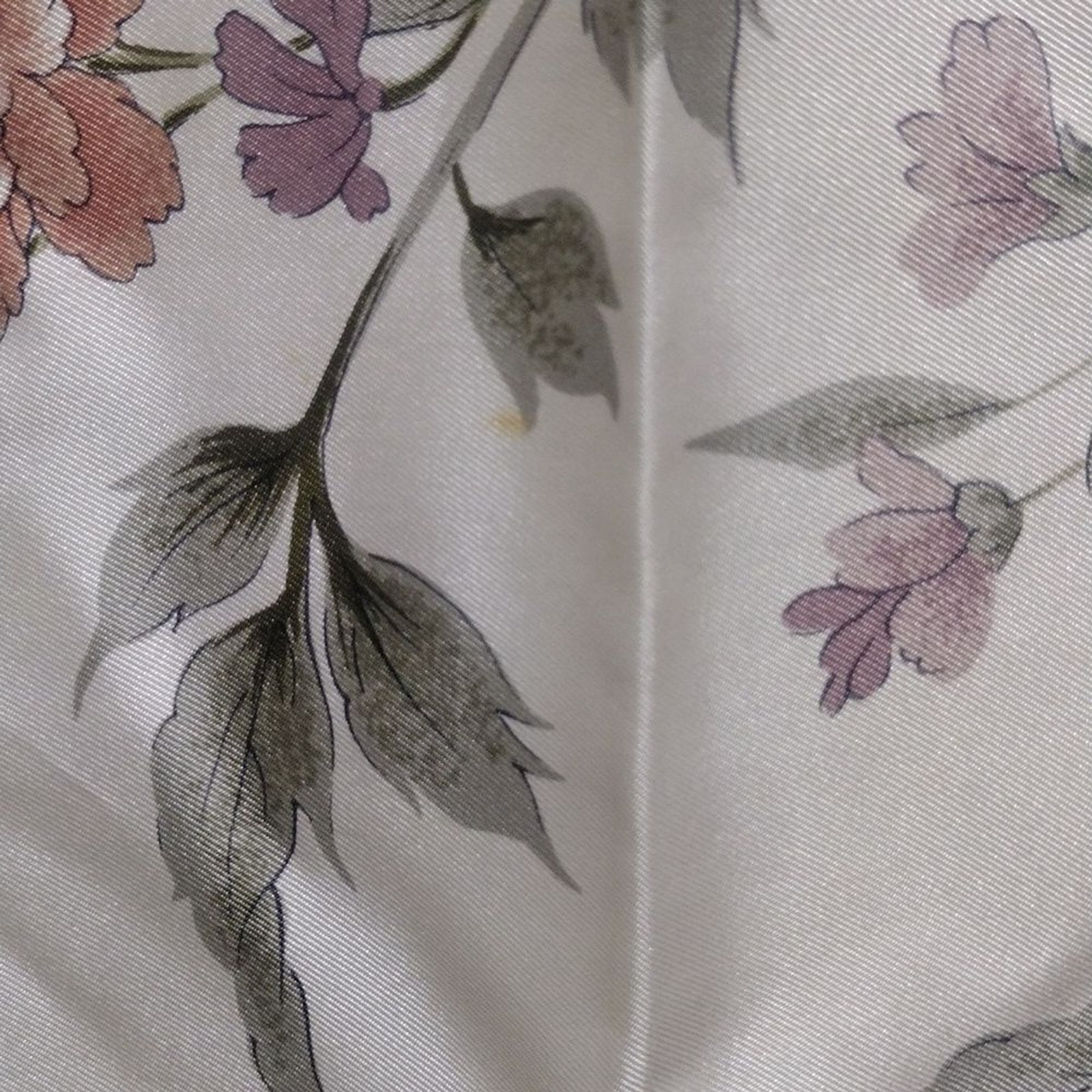 Pierre Cardin 💯% Silk Floral Print Luxury Scarf – 30x30-In Women’s Accessories image 8