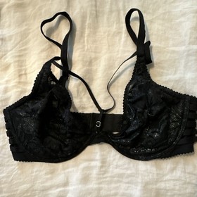 LOT of 12 - 36DD almost all are Victoria&rsquo;s Secret