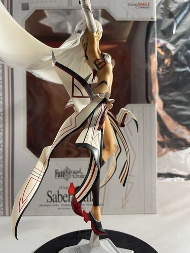 Figura Fate Grand Order Saber/Attila escala 1/8 Good Smile Company Japón Collecti - Imagen 18 de 23