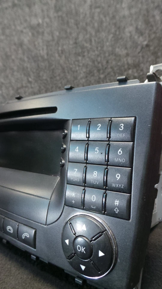 A62-1 * Mercedes Benz Autoradio Navigation Radio CD MP3 Player  A2038703489 - Bild 2 von 4