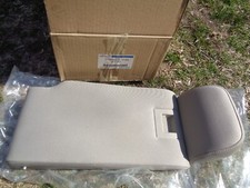 Ford 2007 Edge Back Seat Center Console Armrest Lid Lh Oem 7t4z-7867112-aa