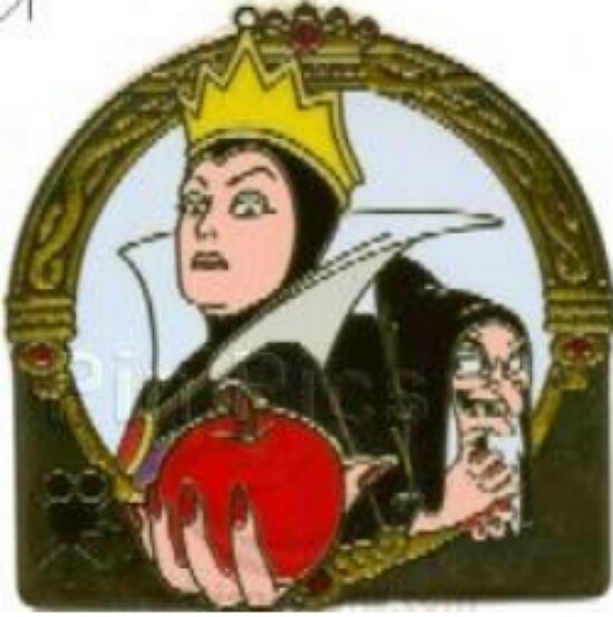 Disney Pin 67656 Walt Disney's Snow White Film Classic Evil Queen Villain LE 