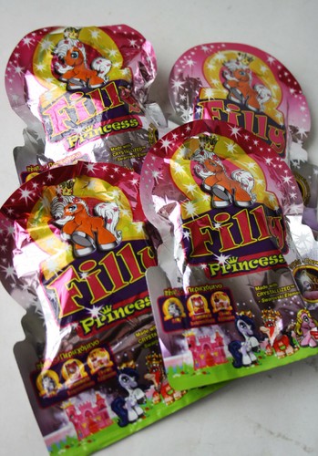 4X FILLY PRINCESS LITTLE PONY FIGURE + CARD + BOOKLET SEALED BAGS SIMBA NEW ! - Picture 6 of 6
