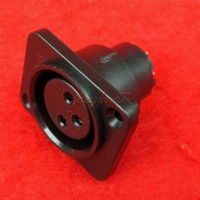 New 1PCS XLR Panel Mount Female Chassis Socket Connector 3 Pin *tn