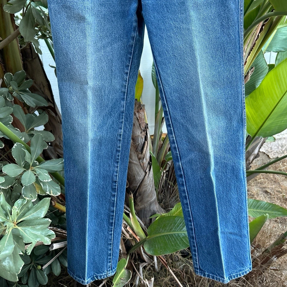 Jeans plisados vintage años 80 Wrangler EE. UU. 33x32 azul desteñido desgastado Foto 3 de 4