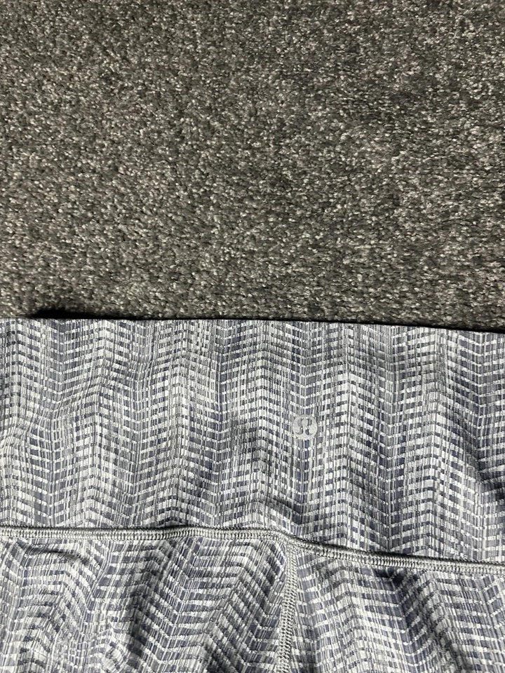 "Amallado Lululemon Wunder Under Hi Rise para mujer CAN 10 AUS 14 Silver Luxtreme 26""" Foto 4 de 4