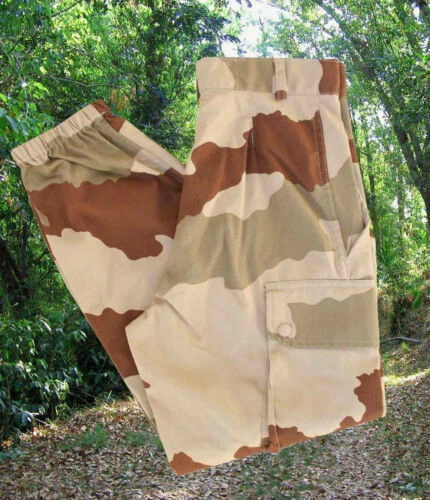 Uniformes, coiffures et casques militaires de collection pantalons armée de terre