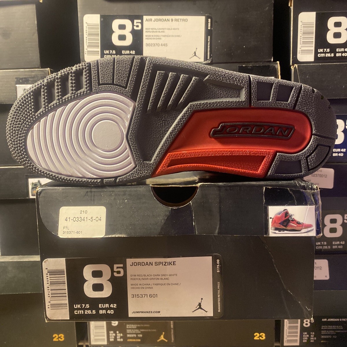 AIR JORDAN SPIZIKE USED SIZE 8.5 TORO BRAVO GYM RED BLACK DARK GREY 315371-601 NIKE AIR JORDAN SPIZIKE GYM RED-BLACK-GREY-WHT  main image 4