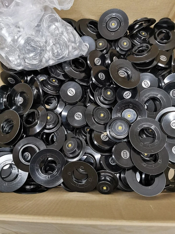 AMC 1 Stück Deckelknöpfe  - Ware NEU/Original - Bild 2 von 2