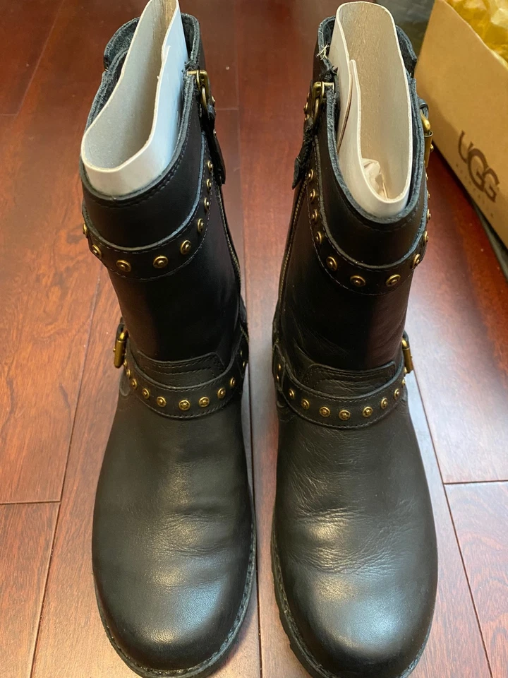 Botas de cuero de oveja negras para niños UGG K Jamie - talla 6 (1003868K negras) Foto 3 de 4