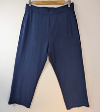 Susan Graver Regular LK Fusion Pull-On Crop Pant Navy Blue Medium A590692 EUC