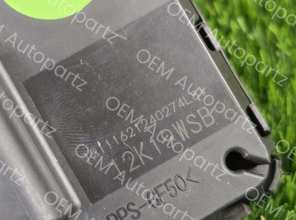 Lexus ES350 2013 Transmission computer Module 89530-33290 Oem Used - Image 3 of 4