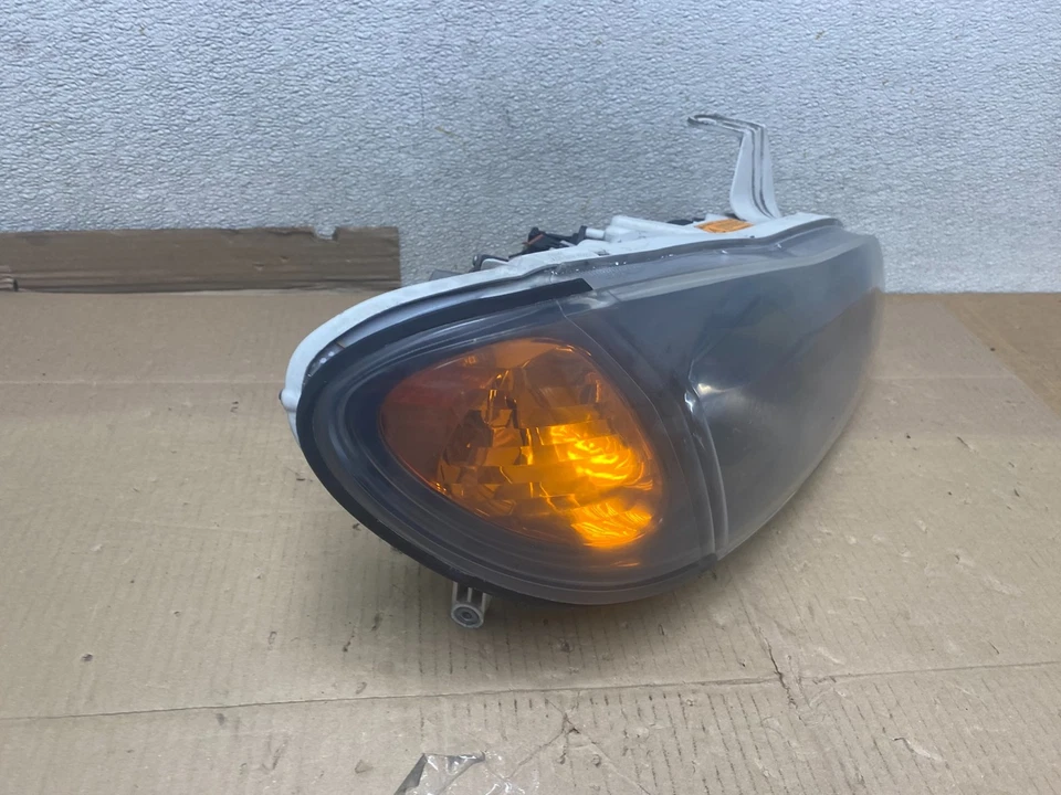 Infiniti I35 2002 a 2004 xenón oculto pasajero derecho derecho faro negro U2886 DG Foto 3 de 4