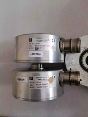 1pcs used RHI90N-0FAAAR61N-01000