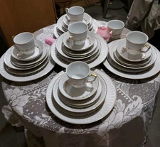 36  Pieces 7 Piece For 5 Harmony House Bouffant Japan 3678 Fine CHINA X-CUP