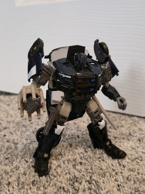 Transformers The Last Knight Barricade Deluxe Class 2017 Hasbro Complete Figure