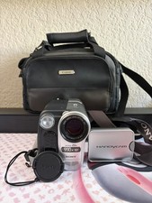 Sony Handycam CCD-TRV138 Camcorder Video Hi8 Nightshot-Tested W/battery, bag etc