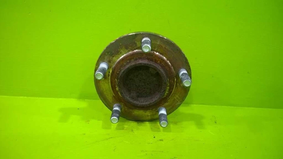97 98 99 00 01 02 03 04 MITSUBISHI DIAMANTE REAR WHEEL HUB OEM 3088-115 - Image 3 of 3
