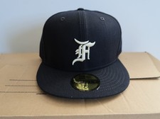 SALE FEAR OF GOD ESSENTIALS NEW ERA CAP HAT SZ 7 5/8 NWT NAVY BLUE