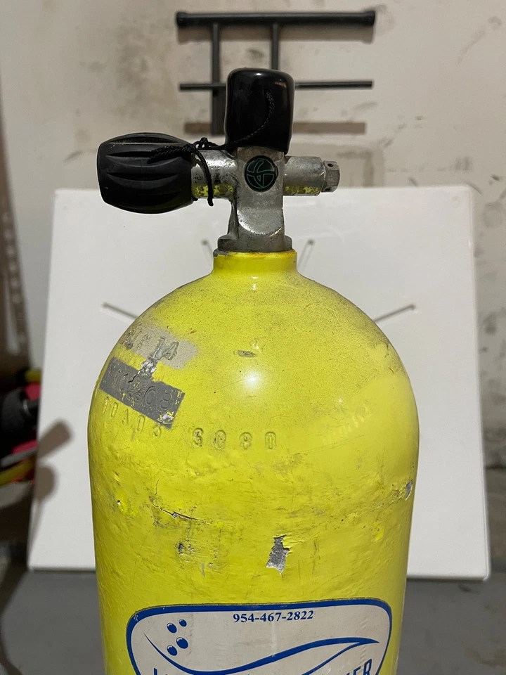 TANQUE DE BUCEO Luxfer S80 aluminio 80 pies cúbicos 3000 psi (último hidro 11-14) Foto 2 de 4