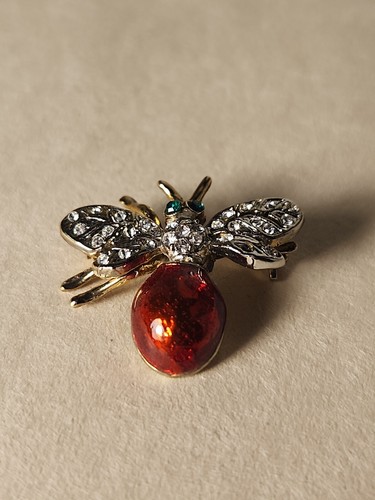 Beautiful Vintage Enamel Zirconia Brooch Pin