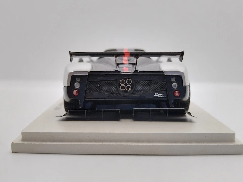 Spark 1/43 Pagani Zonda Cinque Roadster 2009. - Image 4 of 4
