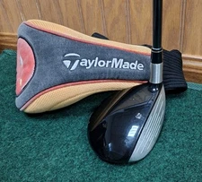 TaylorMade RH r7 ST 15 deg. 3 wood w/"R" flex RE AX 70g. shaft & Jumbo Max grip.