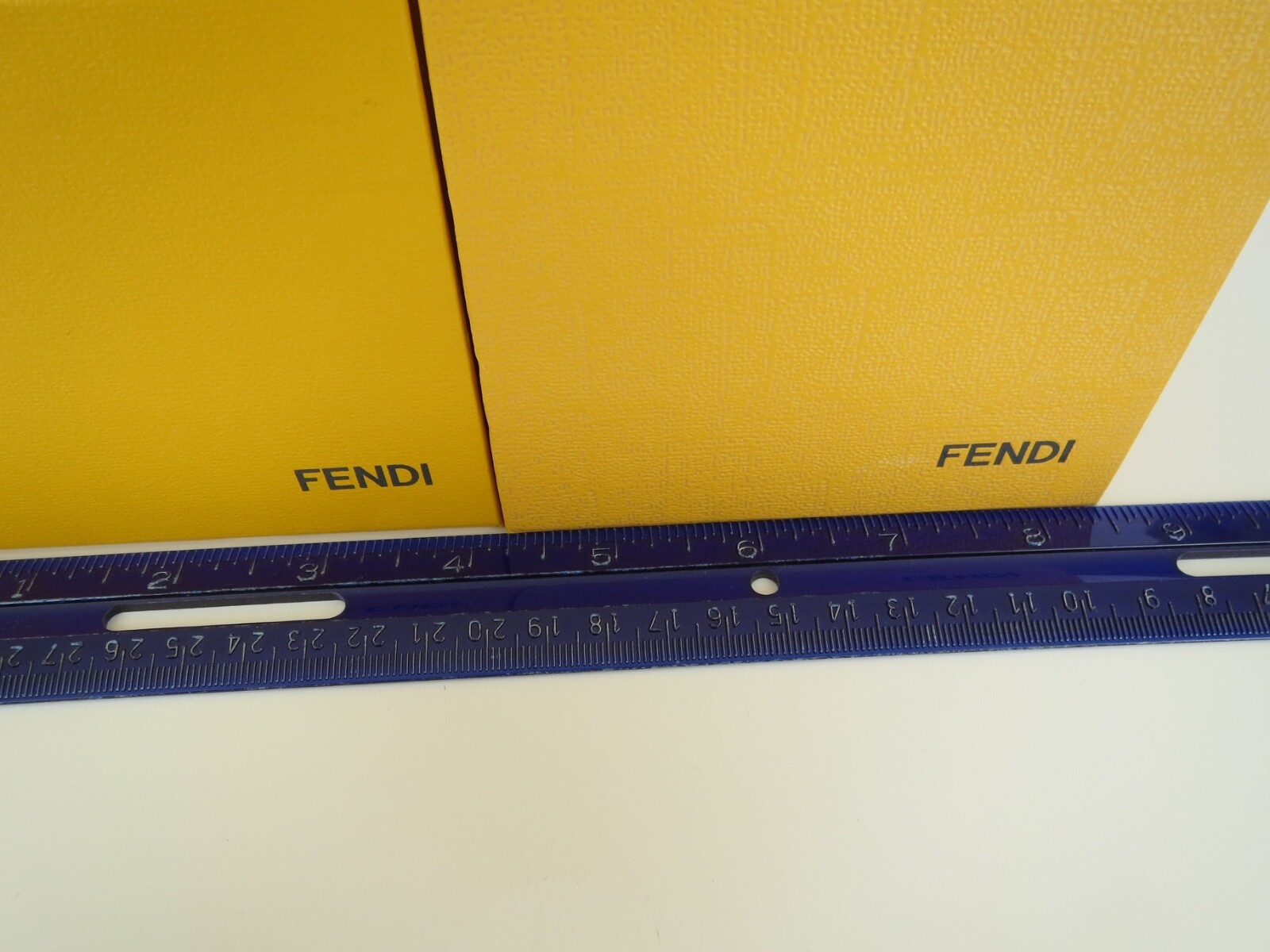 Foto 10 di 16