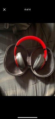 Beats Studio3 Wireless Bluetooth  Headphones Black/Red