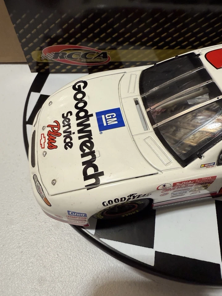 Kevin Harvick ELITE #29 GM GOODWRENCH NOVATO AÑO 2001 1/24 Nascar Diecast Foto 2 de 4