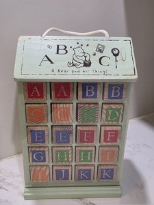 VTG Disney Classic Pooh A Bear His Things ABC Wood Blocks W/ Case 10" Schylling