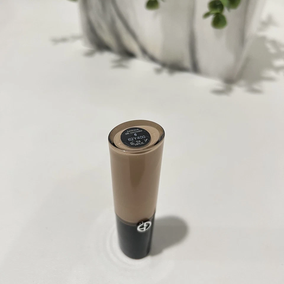 Giorgio Armani Luminous Silk Perfect Glow Flawless Concealer - 6 - - Image 3 of 3