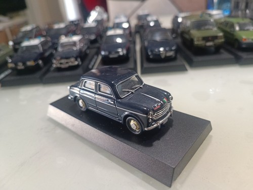Die cast 1/43 Modellino Auto Carabinieri Fiat 1100-103 1954 blu - Foto 12 di 15