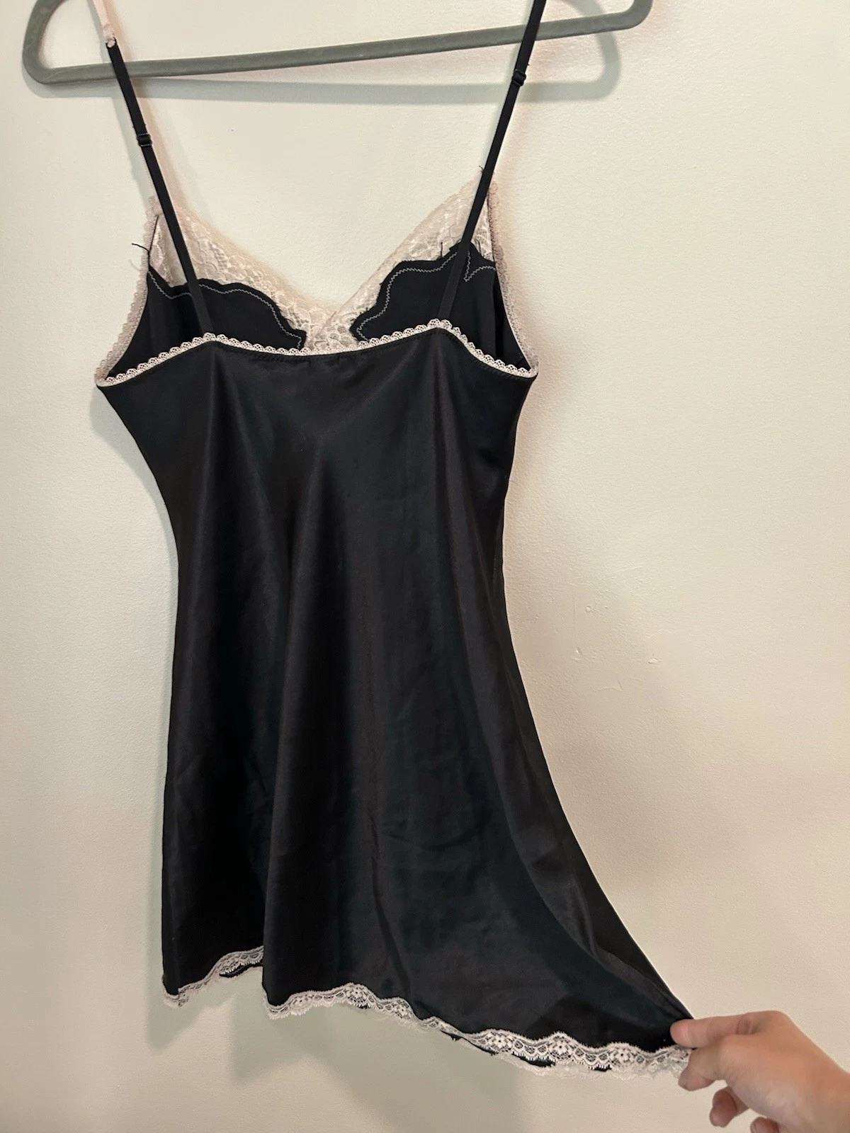 UNDERCOVER Pigiama donna Victoria's Secret mini abito slip orlo pizzo taglia media lingerie